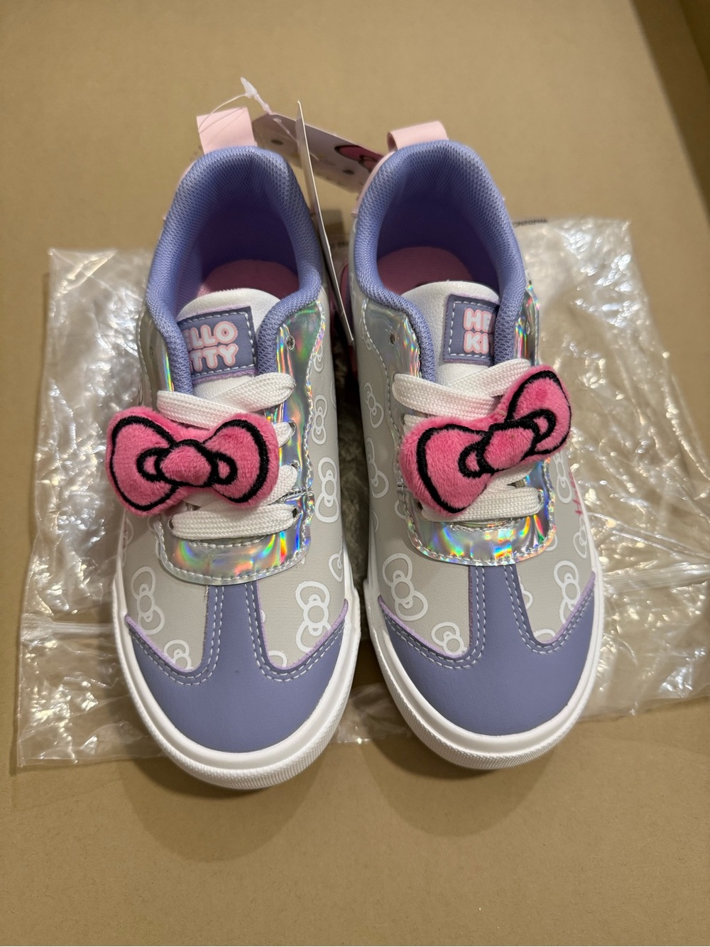New Ground Up Hello Kitty Kids' Sneakers with Pink Bow - Little girl size 13